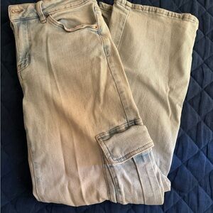 Women’s Tan Pants
